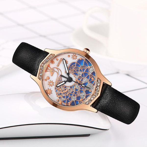 women watches luxury crystal diamond phoenix pattern watch ladies fashion dress watch female casual leather wrist relogio, Slivery;brown
women watches luxury crystal diamond phoenix pattern watch ladies fashion dress watch female casual leather wrist relogio, Slivery;brown