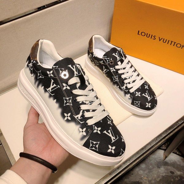 new7 luxury high-quality casual men s shoes fashion all-match sports shoes comfortable outdoor travel shoes original box packaging, Black
new7 luxury high-quality casual men s shoes fashion all-match sports shoes comfortable outdoor travel shoes original box packaging, Black