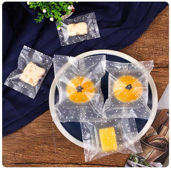 100pcs gift packing bag plastic biscuits packaging bread baking supplies white dot candy cookies package party wedding decor
100pcs gift packing bag plastic biscuits packaging bread baking supplies white dot candy cookies package party wedding decor