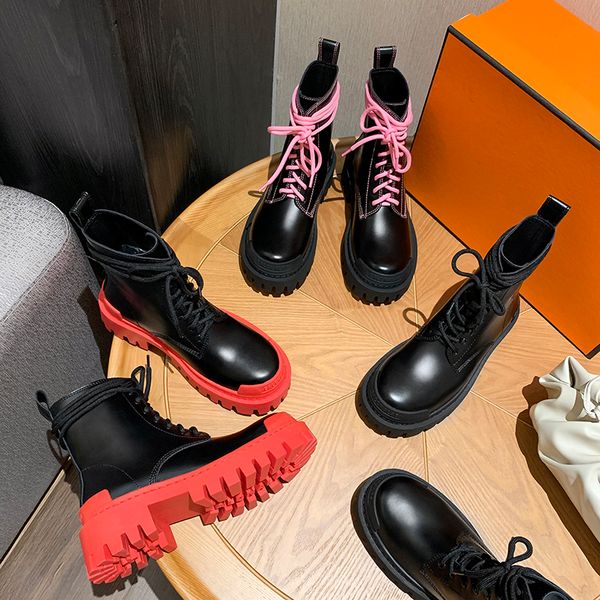 осень женщины boots мотоциклов lace up смешанные цвета дизайн одежды женская обувь платформа круглый toe обувь из натуральной кожи zapatilla, Black
осень женщины boots мотоциклов lace up смешанные цвета дизайн одежды женская обувь платформа круглый toe обувь из натуральной кожи zapatilla, Black