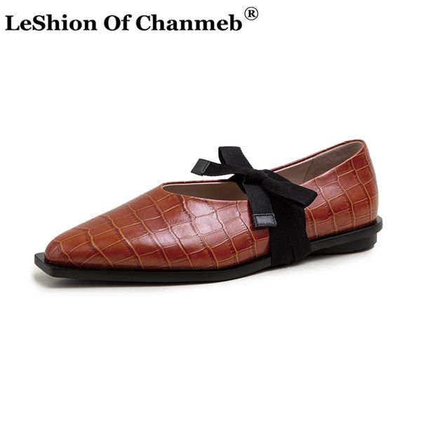 2020 crocodile pattern cow leather women flats zapatos de mujer women's flat shoes woman for spring autumn ankle cross strap new, Black
2020 crocodile pattern cow leather women flats zapatos de mujer women's flat shoes woman for spring autumn ankle cross strap new, Black