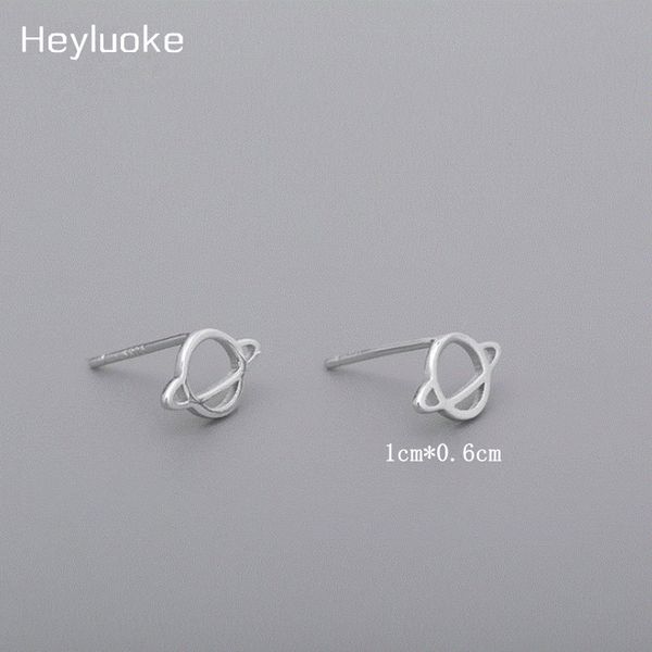 2020 rushed new oorbellen earrings hollow planet&earth stud for women fashion style girl --jewelry, Golden;silver
2020 rushed new oorbellen earrings hollow planet&earth stud for women fashion style girl --jewelry, Golden;silver