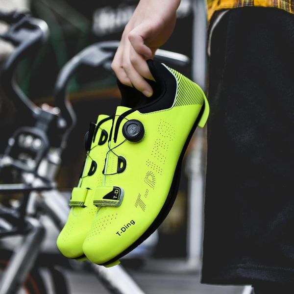 cycling footwear style mountain biking shoes men's bike ultralight bicycle sports professional breathable plus size 48#, Black
cycling footwear style mountain biking shoes men's bike ultralight bicycle sports professional breathable plus size 48#, Black