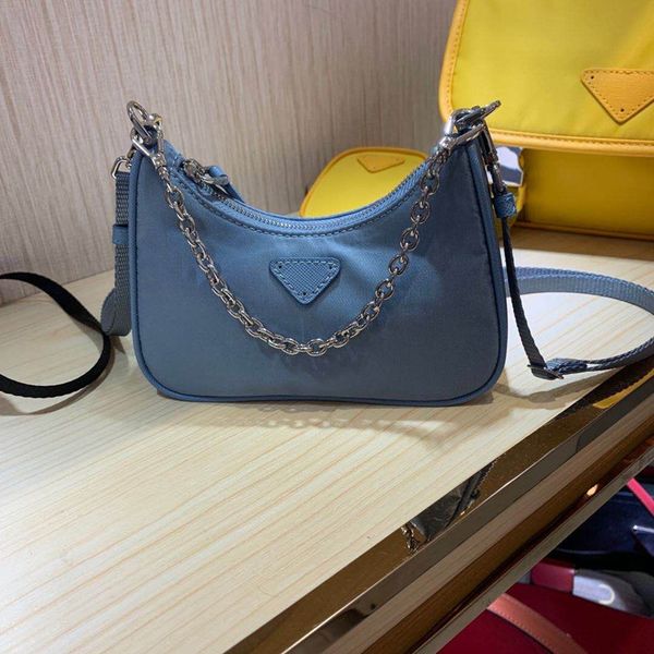 summer 2020 new selling high sense korean casual fashion shoulder bag simple atmosphere versatile messenger bag women's handbag
summer 2020 new selling high sense korean casual fashion shoulder bag simple atmosphere versatile messenger bag women's handbag