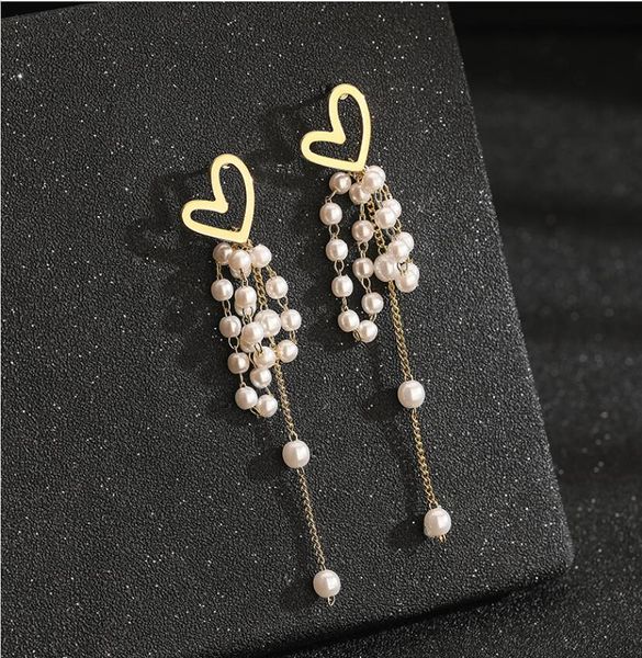 2020 new style super feminine with european and american tassels, long imitation pearl earrings, chain earrings, heart earring 014, Golden;silver
2020 new style super feminine with european and american tassels, long imitation pearl earrings, chain earrings, heart earring 014, Golden;silver