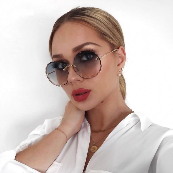 oversized round gradient floral sunglasses women brand designer rimless sun glasses female tint flower wave eyewear retro glass, White;black
oversized round gradient floral sunglasses women brand designer rimless sun glasses female tint flower wave eyewear retro glass, White;black