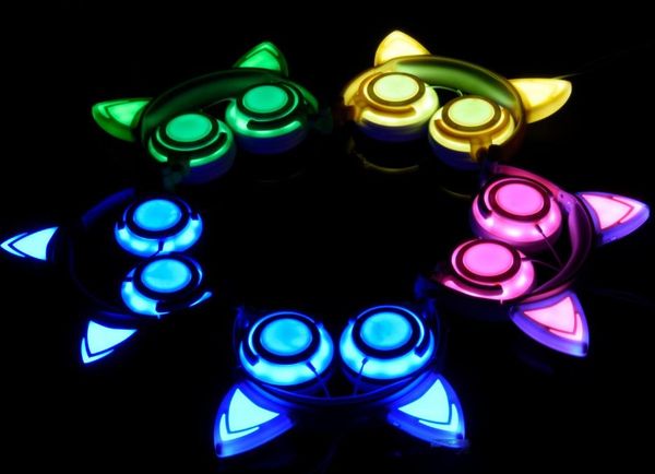 new cat ear headphones wired on-ear foldable led gaming flashing lights usb charger earphone headset for children, compatible with ios phone
new cat ear headphones wired on-ear foldable led gaming flashing lights usb charger earphone headset for children, compatible with ios phone