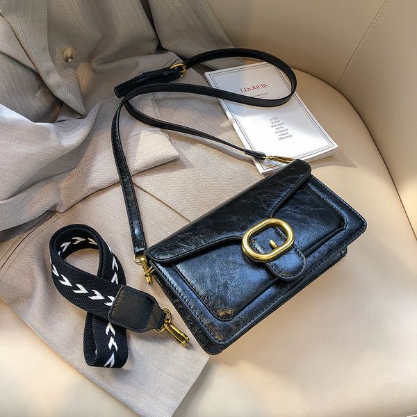 shoulder bags women leather patchwork embroidery cross body messenger bag girl classic retro female
shoulder bags women leather patchwork embroidery cross body messenger bag girl classic retro female