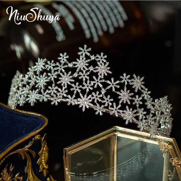 niushuya caved full cubic zircon tiara snowflake zirconia crown cz coroa bridal wedding hair accessories jewelry, Golden;silver
niushuya caved full cubic zircon tiara snowflake zirconia crown cz coroa bridal wedding hair accessories jewelry, Golden;silver