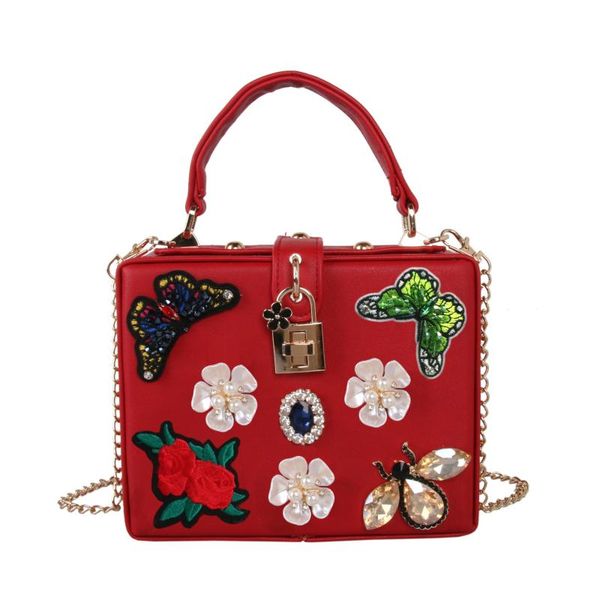 women butterfly embroidered dinner clutch purse female luxury pearl flower diamond tote bags one shoulder crossbody ladies bag
women butterfly embroidered dinner clutch purse female luxury pearl flower diamond tote bags one shoulder crossbody ladies bag