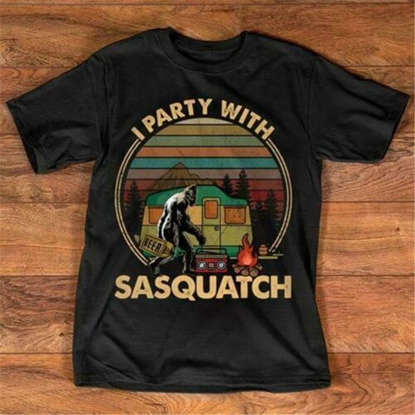 bigfoot camping i party with sasquatch vintage men t-shirt cotton s-6xl street wear fashion tee shirt
bigfoot camping i party with sasquatch vintage men t-shirt cotton s-6xl street wear fashion tee shirt