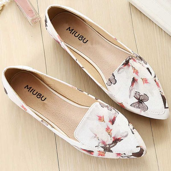 miubu shoes woman genuine leather loafers ethnic pointed toe causal shoes breathable sewing flower slip-on plus size 34-43, Black
miubu shoes woman genuine leather loafers ethnic pointed toe causal shoes breathable sewing flower slip-on plus size 34-43, Black