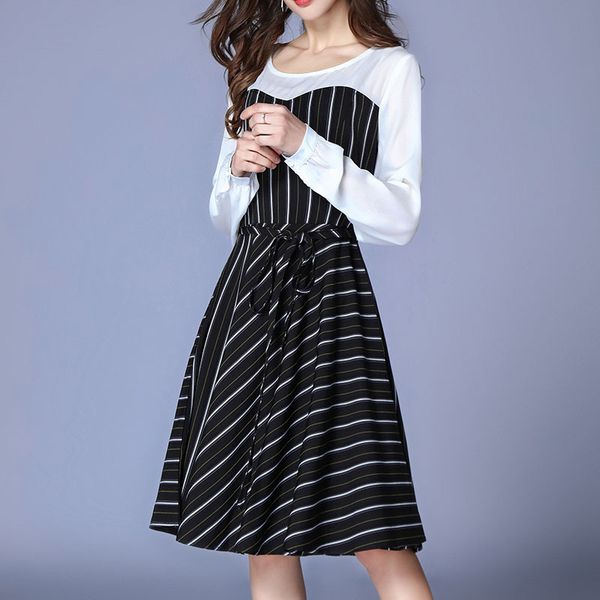 l - 4xl 5xl plus size office new autumn 2020 women dress long sleeve big size black and white striped faux two piece a line midi lady, Black;gray
l - 4xl 5xl plus size office new autumn 2020 women dress long sleeve big size black and white striped faux two piece a line midi lady, Black;gray