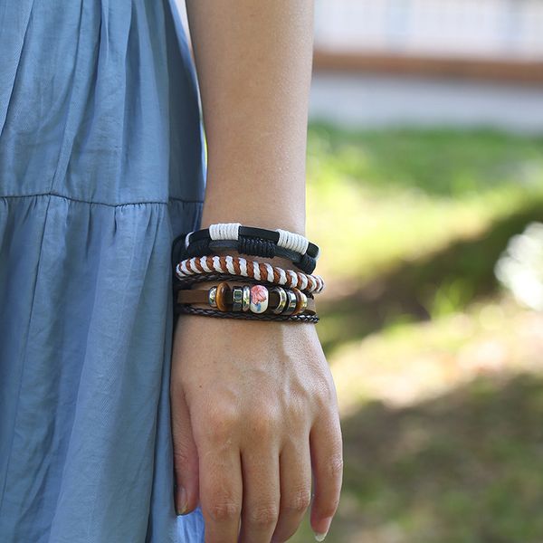 charm bracelets 2021 fashion retro leather bracelet coconut shell women men simple punk style bamgles, Golden;silver
charm bracelets 2021 fashion retro leather bracelet coconut shell women men simple punk style bamgles, Golden;silver