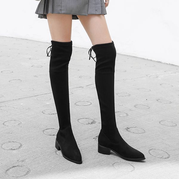 2021 ladies shoes square low heel women over the knee boots scrub black pointed toe woman motorcycle boots size 34-43
2021 ladies shoes square low heel women over the knee boots scrub black pointed toe woman motorcycle boots size 34-43