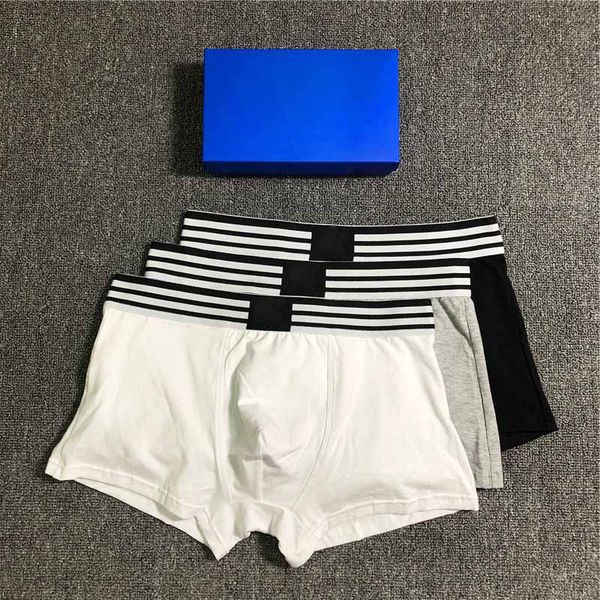 2020 new fashion men's underwear europe and america style male breathable boxers smooth fit not tight comfortable no curling, Black;white
2020 new fashion men's underwear europe and america style male breathable boxers smooth fit not tight comfortable no curling, Black;white
