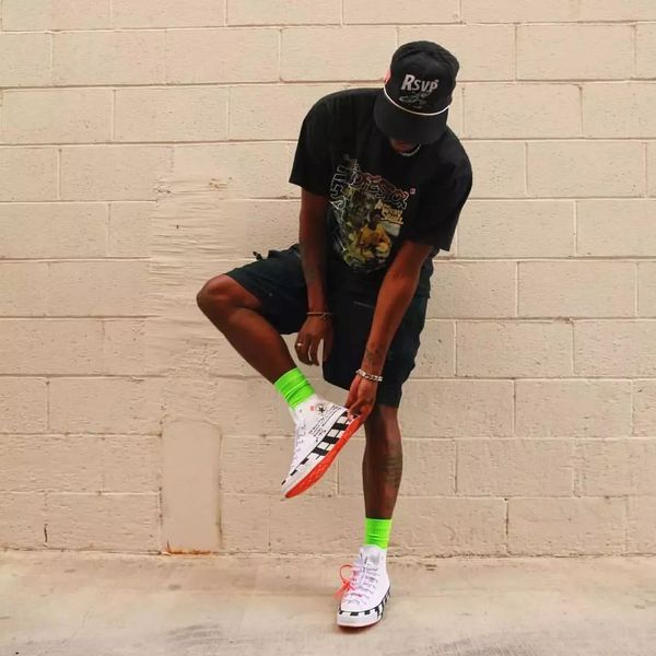 off whìtè cònversè chuck designers all-star taylor 1970s youth vulcanized casual sneakers canvas running canvas skateboard shoes
off whìtè cònversè chuck designers all-star taylor 1970s youth vulcanized casual sneakers canvas running canvas skateboard shoes