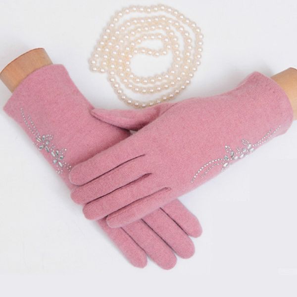 2020 new women men warm winter knitted full finger gloves mittens girl female solid woolen gloves screen touch with crystal, Blue;gray
2020 new women men warm winter knitted full finger gloves mittens girl female solid woolen gloves screen touch with crystal, Blue;gray