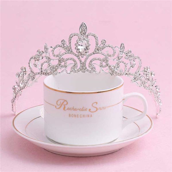 new korean fashion silver color shining crystal tiaras crowns diadem with hair combs bride noiva wedding party hair accessories, Golden;silver
new korean fashion silver color shining crystal tiaras crowns diadem with hair combs bride noiva wedding party hair accessories, Golden;silver