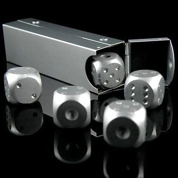 5pcs aluminum alloy dice whisky dice stones ice cubes bucket reusable chilling stones for whiskey portable entertainment props
5pcs aluminum alloy dice whisky dice stones ice cubes bucket reusable chilling stones for whiskey portable entertainment props