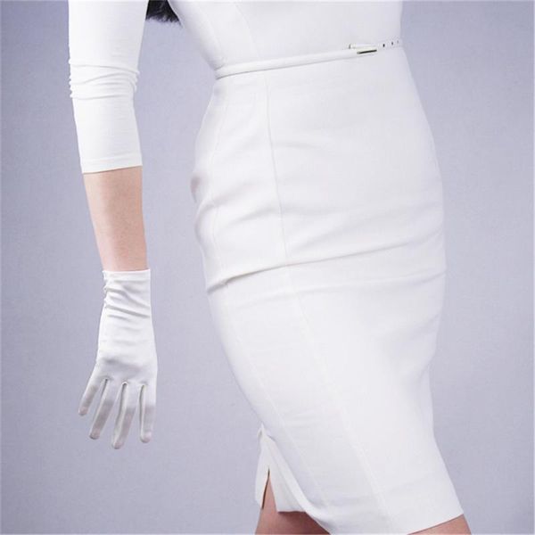 silk gloves 22cm elastic silk satin white beige pearl short women' sunscreen gloves 3-scm22, Blue;gray
silk gloves 22cm elastic silk satin white beige pearl short women' sunscreen gloves 3-scm22, Blue;gray