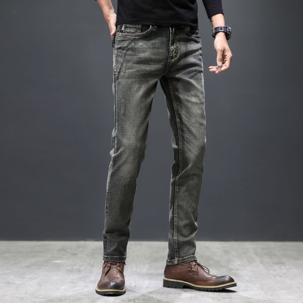 retro moustache effect leather badge fashion slim jeans 2020 autumn/winter new brand clothing trend young men's fit denim jeans, Blue
retro moustache effect leather badge fashion slim jeans 2020 autumn/winter new brand clothing trend young men's fit denim jeans, Blue