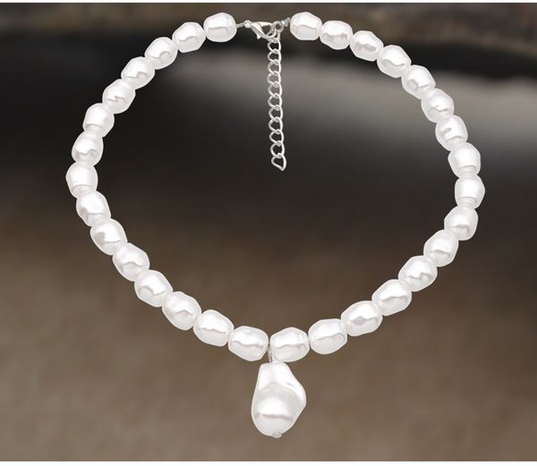 chokers europe and the united states ornament white pearl necklace female fashion irregular shaped pendant ornaments, Golden;silver
chokers europe and the united states ornament white pearl necklace female fashion irregular shaped pendant ornaments, Golden;silver