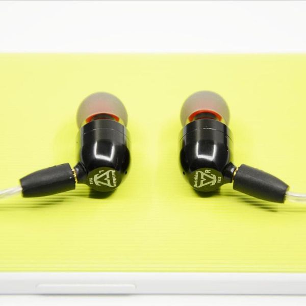 new toneking musicmaker tk12s dynamically and ba 3 unit earphone hifi fever diy hybrid in ear earphone as k3003 with mmcx cable
new toneking musicmaker tk12s dynamically and ba 3 unit earphone hifi fever diy hybrid in ear earphone as k3003 with mmcx cable