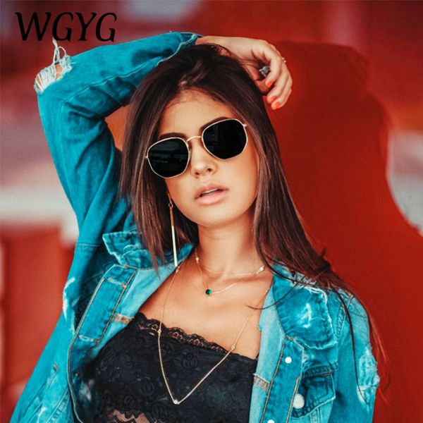 2020 double eleven vintage gold sunglasses men square metal frame silver brown black small sun glasses female summer sty, White;black
2020 double eleven vintage gold sunglasses men square metal frame silver brown black small sun glasses female summer sty, White;black