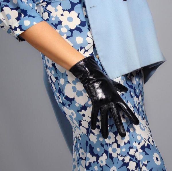 women' autumn winter fleece lining thicken warm natural goat leather glove lady' genuine leather short driving glove r2126, Blue;gray
women' autumn winter fleece lining thicken warm natural goat leather glove lady' genuine leather short driving glove r2126, Blue;gray