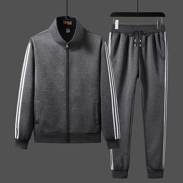 2020 sport suit men fashion sports suits loose tracksuits mens fitness running suits set warm jogging tracksuit team clothing, Black;blue
2020 sport suit men fashion sports suits loose tracksuits mens fitness running suits set warm jogging tracksuit team clothing, Black;blue