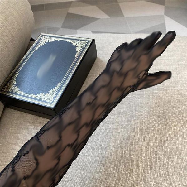 luxury g letter lace mesh gloves fashion translucent womens five fingers gloves classic breathable mittens ins skin-friendly mittens, Blue;gray
luxury g letter lace mesh gloves fashion translucent womens five fingers gloves classic breathable mittens ins skin-friendly mittens, Blue;gray