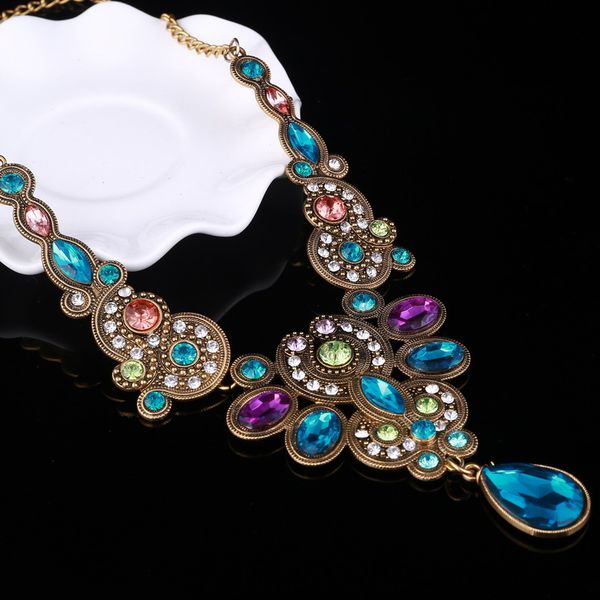 chokers vintage rhinestone water drop flower pattern carved pendant necklace choker for women colorful ethnic party jewelry ins, Golden;silver
chokers vintage rhinestone water drop flower pattern carved pendant necklace choker for women colorful ethnic party jewelry ins, Golden;silver
