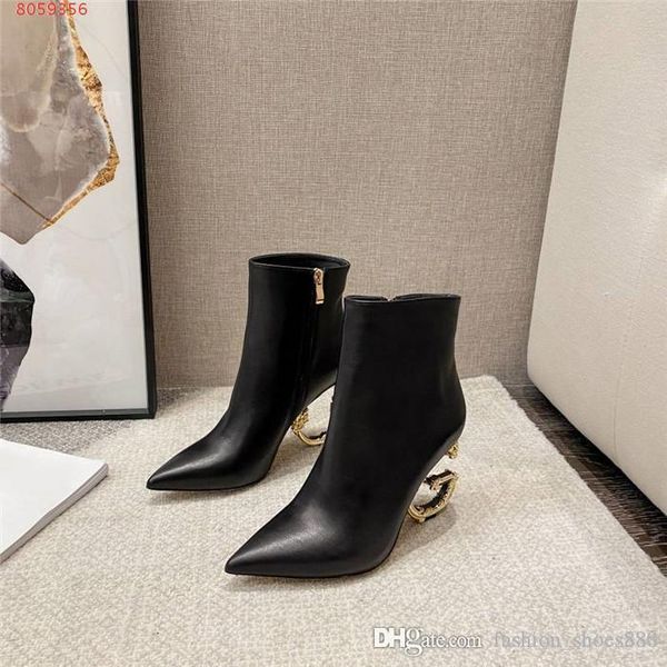 womens black leather boots, metal letter high heel short boots, side zipper pointed fashion boots,with box
womens black leather boots, metal letter high heel short boots, side zipper pointed fashion boots,with box