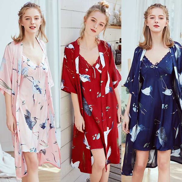 women's sleepwear roseheart pink red sleep robe & gown sets bath nightwear suits faux silk 2 pieces nightdress set, Black;red
women's sleepwear roseheart pink red sleep robe & gown sets bath nightwear suits faux silk 2 pieces nightdress set, Black;red