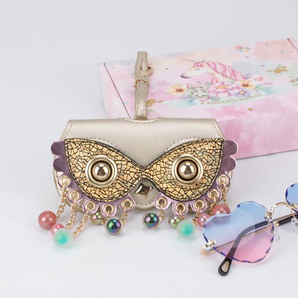 new product glasses case novelty lipstick glasses bag bag ornaments sunglasses case pu sunglasses, Silver
new product glasses case novelty lipstick glasses bag bag ornaments sunglasses case pu sunglasses, Silver