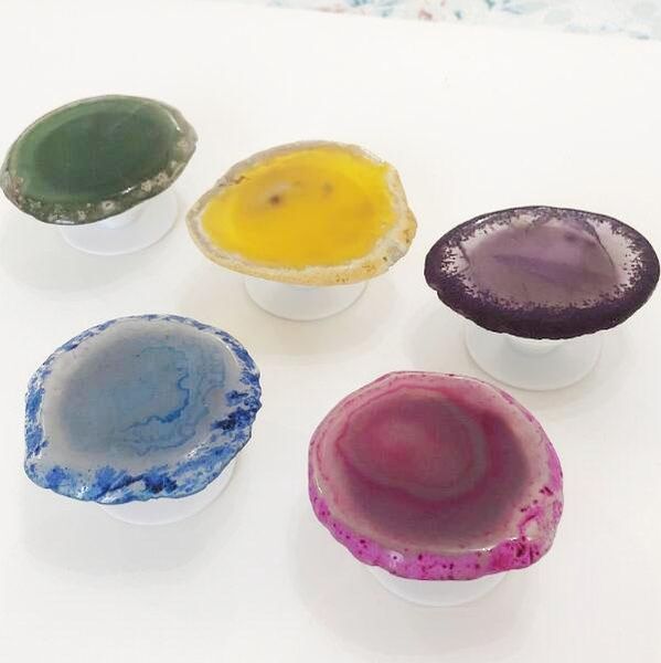 dhl creative expandable marble agate grip holder real stone universal cell phone holder irregular shape stone 3m glue bracket
dhl creative expandable marble agate grip holder real stone universal cell phone holder irregular shape stone 3m glue bracket
