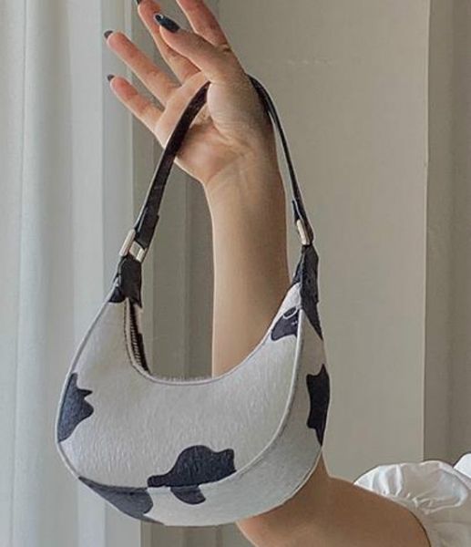 design mini cow pattern crescent bag 2020 new fashion one-shoulder underarm bag portable messenger bag ph-lq20071802
design mini cow pattern crescent bag 2020 new fashion one-shoulder underarm bag portable messenger bag ph-lq20071802