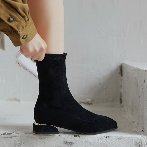 2020 winter autumn fashion platform ankle boots women low heel short booties square head high help soft flock shoes, Black
2020 winter autumn fashion platform ankle boots women low heel short booties square head high help soft flock shoes, Black