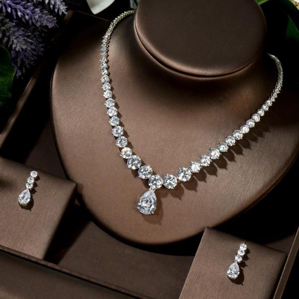 hibride fashion cubic zirconia water drop pendant necklace and earrings bridal wedding jewelry sets for brides party gift n-1458, Silver
hibride fashion cubic zirconia water drop pendant necklace and earrings bridal wedding jewelry sets for brides party gift n-1458, Silver