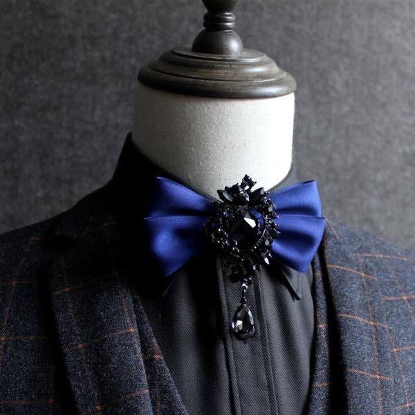 pyjtrl gentleman ручной воротник кристалл bow tie банкет свадебные аксессуары одежда галстук подарки для мужчин модельеры, Blue;purple
pyjtrl gentleman ручной воротник кристалл bow tie банкет свадебные аксессуары одежда галстук подарки для мужчин модельеры, Blue;purple