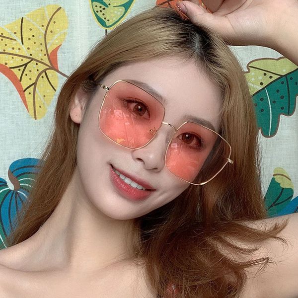 sunglasses women vintage oversized glasses square shades metal frame ladies sun glasses uv400 eyewear, White;black
sunglasses women vintage oversized glasses square shades metal frame ladies sun glasses uv400 eyewear, White;black