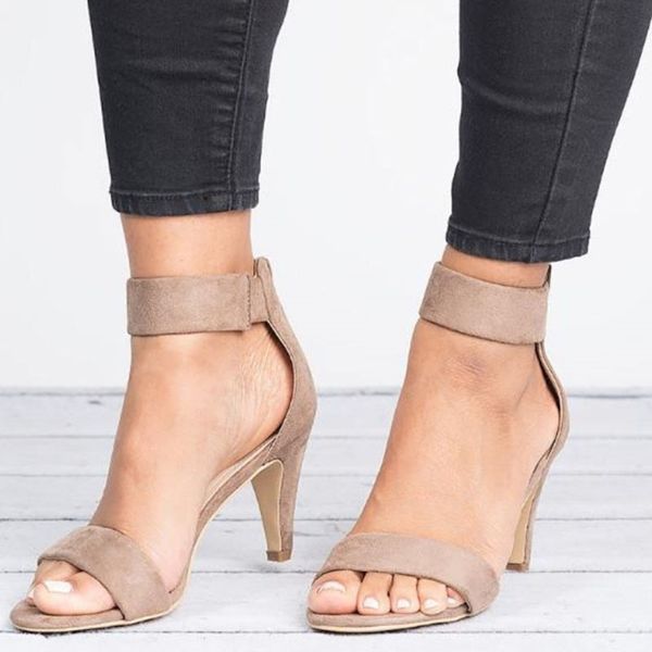 женщины сандалии 2019 мода лето обувь женщины peep toe тонкие каблуки сандалии плюс размер 43 повседневный zapatos mujer 5см женщины на кабл, Black
женщины сандалии 2019 мода лето обувь женщины peep toe тонкие каблуки сандалии плюс размер 43 повседневный zapatos mujer 5см женщины на кабл, Black