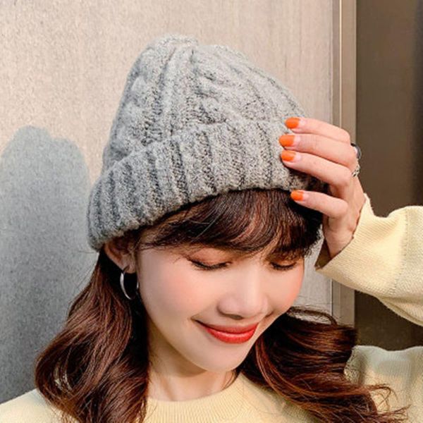 2020 new women winter hat candy korean version of the wild knitted wool hat women autumn winter solid thick warmth twisted cap, Blue;gray
2020 new women winter hat candy korean version of the wild knitted wool hat women autumn winter solid thick warmth twisted cap, Blue;gray