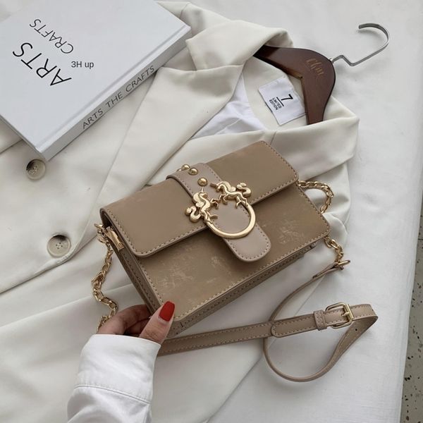 chain crossbody fashion small square women's bag 2020 autumn new double compartment flip small square bag beautiful all-match frosted s
chain crossbody fashion small square women's bag 2020 autumn new double compartment flip small square bag beautiful all-match frosted s