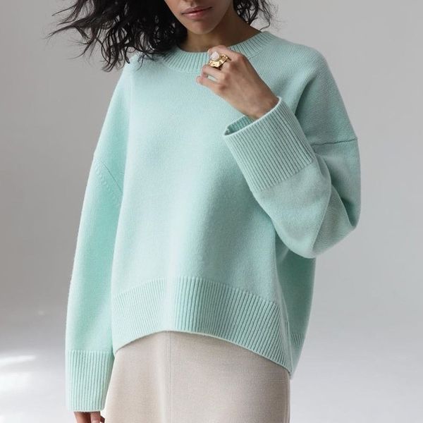 2020 elegant autumn sweater women solid knitted sweater new warm o neck long sleeve loose pullovers, White;black
2020 elegant autumn sweater women solid knitted sweater new warm o neck long sleeve loose pullovers, White;black