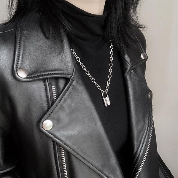 pendant necklaces design retro metal lock-shaped necklace street s personality creative jewelry accessory gift delicate, Silver
pendant necklaces design retro metal lock-shaped necklace street s personality creative jewelry accessory gift delicate, Silver