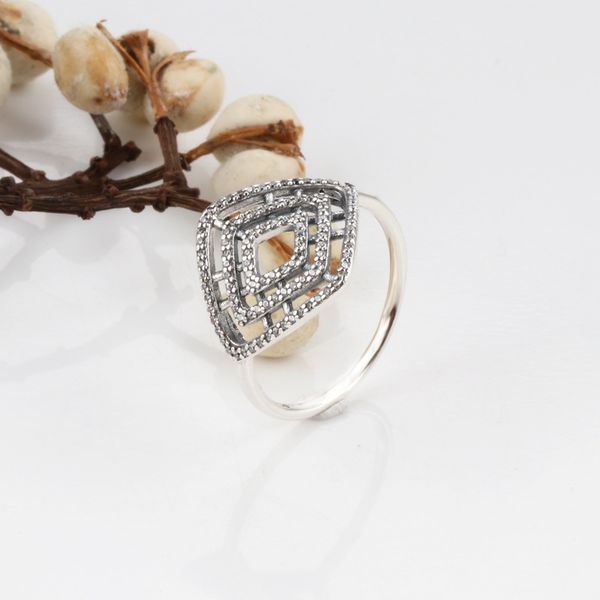 925 oxidation sterling silver ring european creative geometric line ring simple hollow for women hand ornaments, Golden;silver
925 oxidation sterling silver ring european creative geometric line ring simple hollow for women hand ornaments, Golden;silver