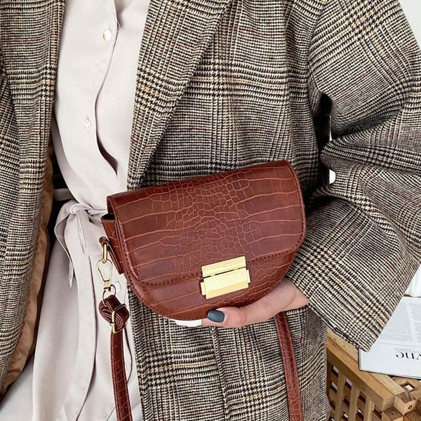 роскошные мессенджерные сумки ladie fashion женщины ретро повседневная дикая простая плечо прозвучано мешочек малас де сенхора 30h
роскошные мессенджерные сумки ladie fashion женщины ретро повседневная дикая простая плечо прозвучано мешочек малас де сенхора 30h