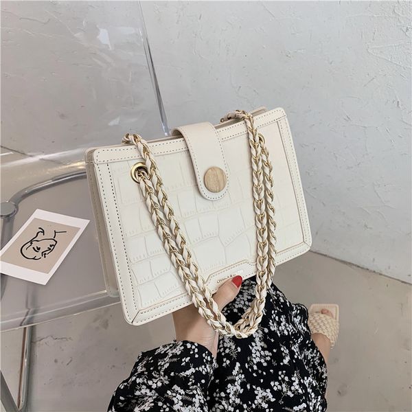 women 2020 new ins wild shoulder chain armpit korean crocodile pattern female bag
women 2020 new ins wild shoulder chain armpit korean crocodile pattern female bag